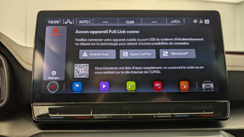 Vente en ligne Cupra Formentor 1.4 E-HYBRID 245 CH DSG6 VZ au prix de 30 050 €