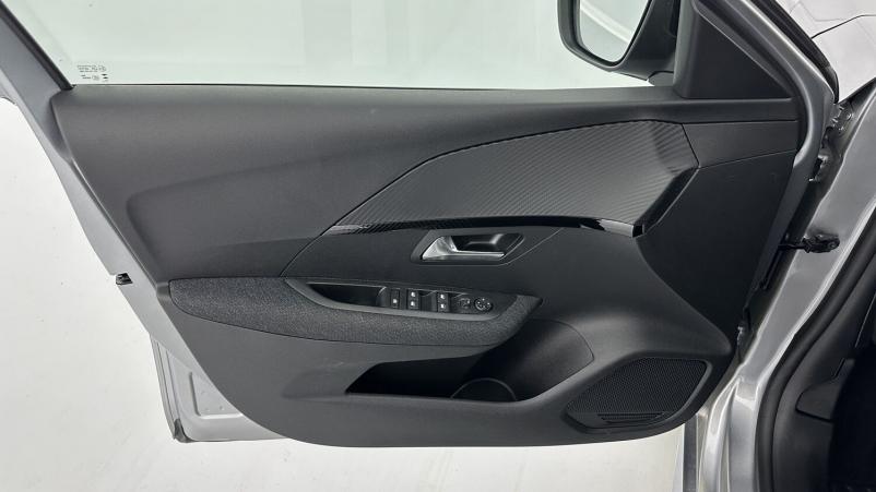 Vente en ligne Peugeot 208 208 II(2) 1.2 Hybrid 100ch Style e-DCS6 au prix de 21 410 €