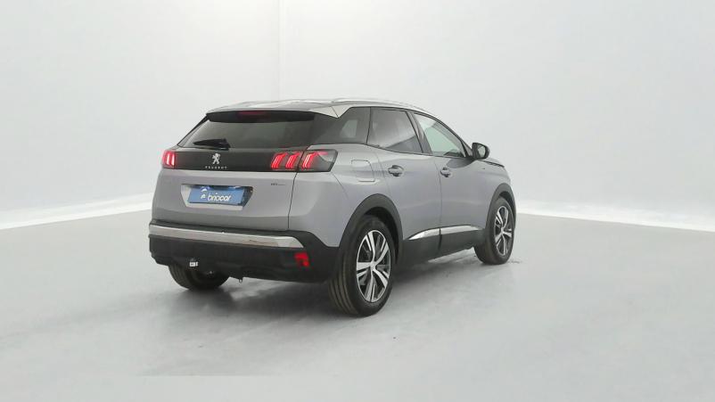 Vente en ligne Peugeot 3008 HYBRID 225ch Allure Pack e-EAT8 + Attelage au prix de 20 990 €