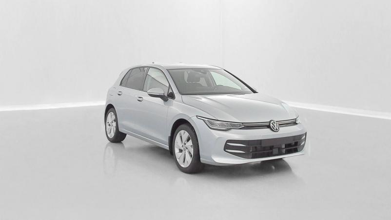 Vente en ligne Volkswagen Golf Golf VIII 1.5 eTSI EVO2 150ch Life Plus DSG7 au prix de 32 400 €