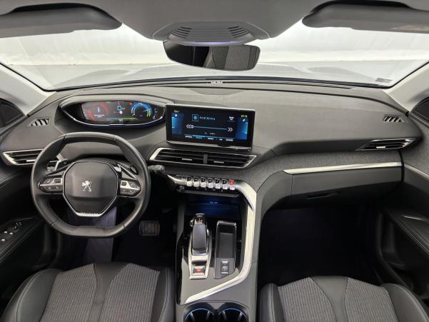 Vente en ligne Peugeot 3008 HYBRID 225ch Allure Pack e-EAT8 + Attelage au prix de 20 990 €