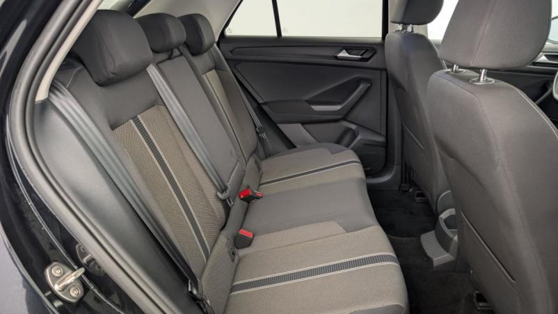 Vente en ligne Volkswagen T-Roc 1.0 TSI 110 Start Stop BVM6 Lounge au prix de 21 810 €