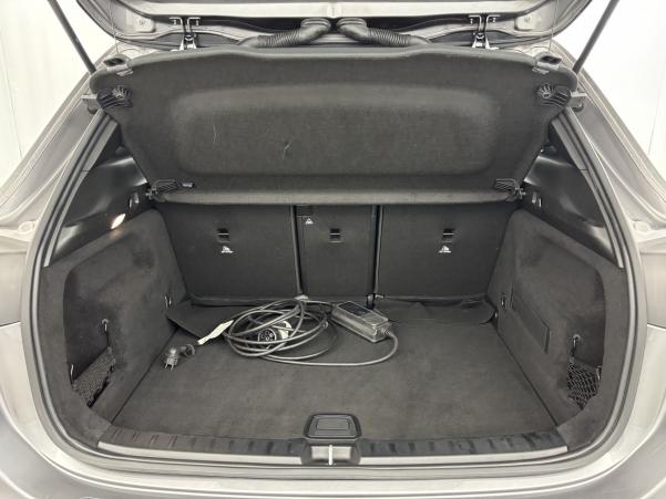 Vente en ligne Mercedes GLA 250 e 160+102ch Progressive Line 8G-DCT Suréquipé + Toit ouvrant au prix de 30 990 €