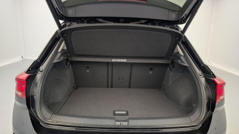 Vente en ligne Volkswagen T-Roc 1.0 TSI 110 Start Stop BVM6 Lounge au prix de 21 810 €