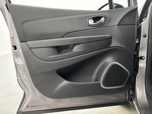 Vente en ligne Renault Captur 0.9 TCe 90ch Intens au prix de 12 990 €