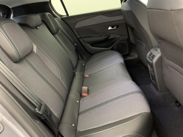 Vente en ligne Peugeot 308 BlueHDi 130ch S S EAT8 Allure au prix de 27 270 €