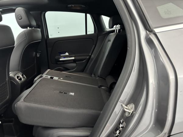 Vente en ligne Mercedes GLA 250 e 160+102ch Progressive Line 8G-DCT Suréquipé + Toit ouvrant au prix de 30 990 €