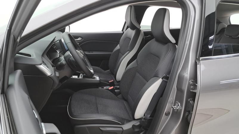 Vente en ligne Renault Captur  1.3 TCe Microhybride 140ch Automatique/7 Techno au prix de 22 130 €