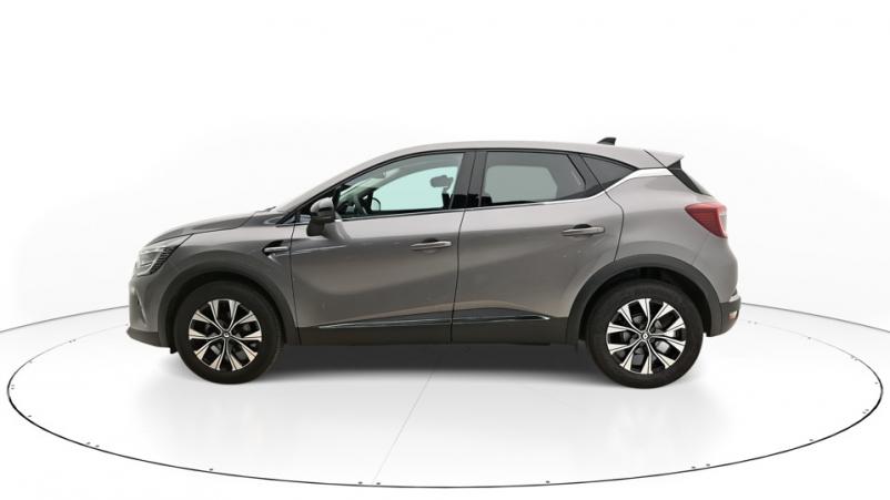 Vente en ligne Renault Captur  1.3 TCe Microhybride 140ch Automatique/7 Techno au prix de 22 130 €