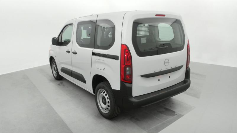 Vente en ligne Opel Combo Cargo CA M BLUEHDI 100 S S BVM6 au prix de 23 250 €