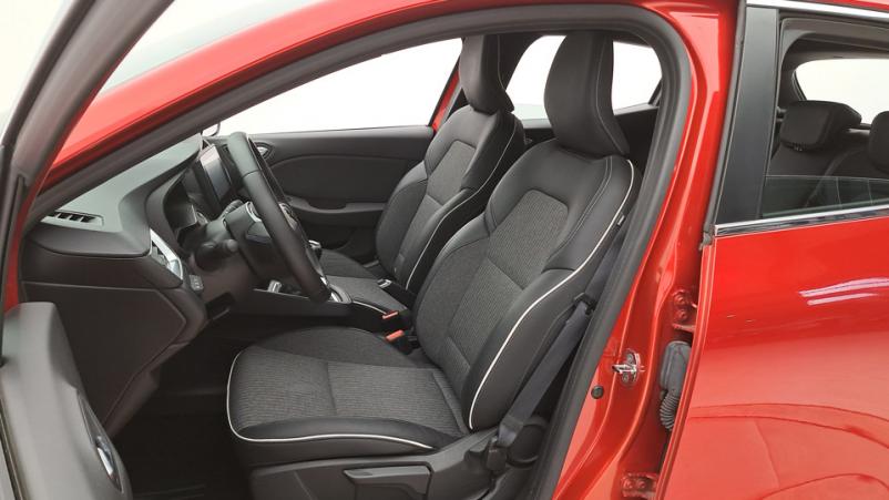 Vente en ligne Renault Clio 5P 1.0 TCe 90ch Manuelle/6 Intens au prix de 15 530 €