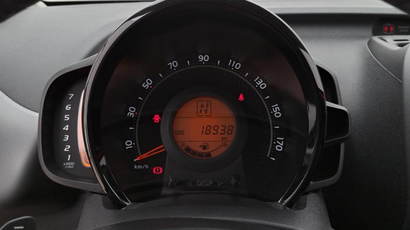 Vente en ligne Toyota Aygo 5P 1.0 VVTi 72ch Automatique/5 X-play au prix de 15 030 €