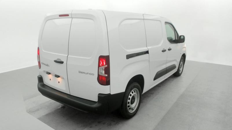 Vente en ligne Citroën Berlingo Fourgon XL 950KG BLUEHDI 100 S S BVM6 au prix de 22 010 €