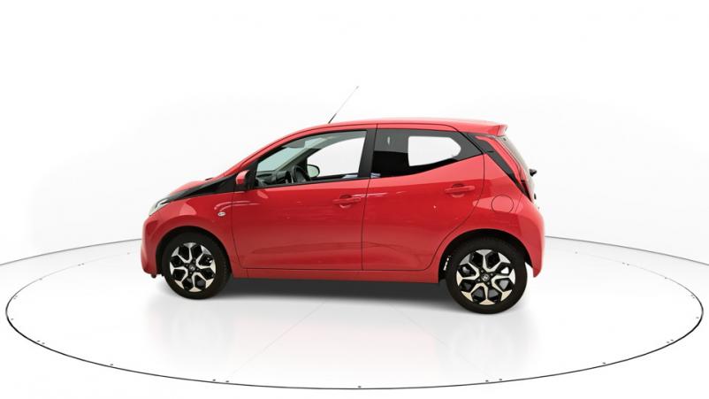 Vente en ligne Toyota Aygo 5P 1.0 VVTi 72ch Automatique/5 X-play au prix de 15 030 €