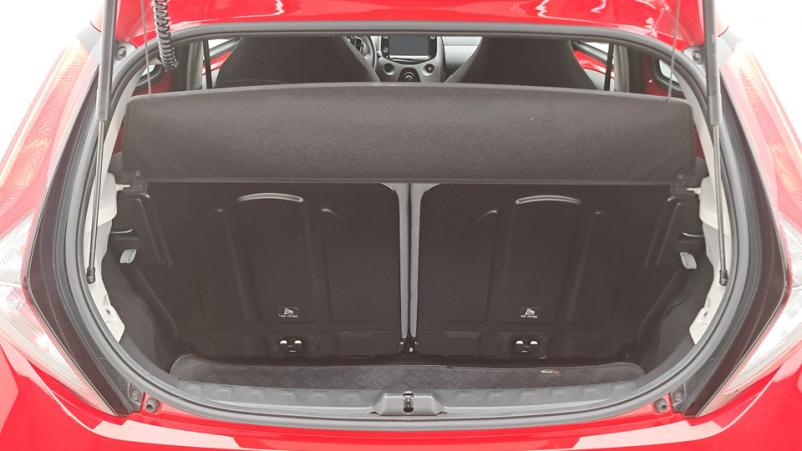 Vente en ligne Toyota Aygo 5P 1.0 VVTi 72ch Automatique/5 X-play au prix de 15 030 €
