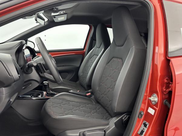 Vente en ligne Toyota Aygo 1.0 VVT-i 72ch Collection S-CVT au prix de 15 980 €