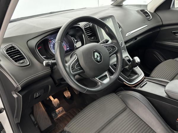 Vente en ligne Renault Scenic 4 1.3 TCe 140ch Intens + Toit panoramique au prix de 15 980 €