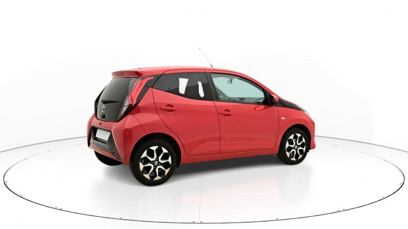 Vente en ligne Toyota Aygo 5P 1.0 VVTi 72ch Automatique/5 X-play au prix de 15 030 €