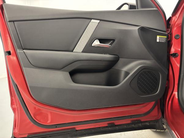 Vente en ligne Citroën C4 PureTech 130ch Feel Pack EAT8 au prix de 14 990 €