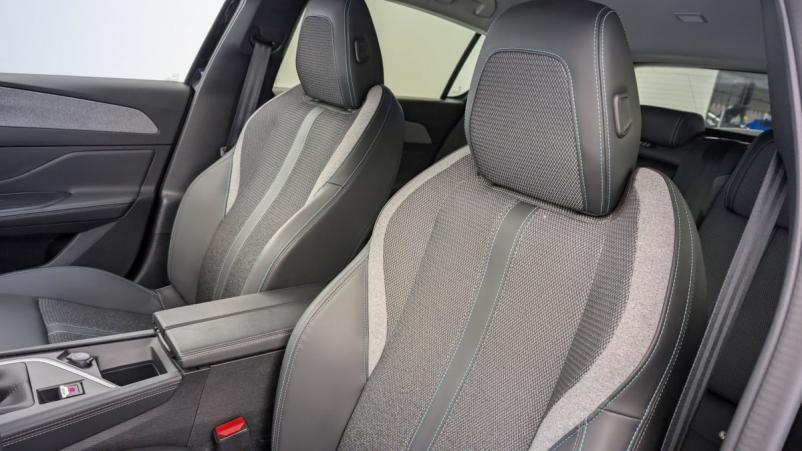 Vente en ligne Peugeot 308 PureTech 130ch S S BVM6 Allure Pack au prix de 20 880 €
