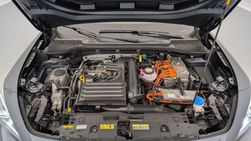 Vente en ligne Cupra Formentor 1.4 e-HYBRID 204 ch DSG6 V au prix de 28 500 €