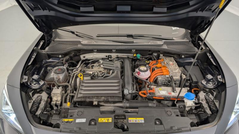 Vente en ligne Cupra Formentor 1.4 e-HYBRID 204 ch DSG6 V au prix de 28 500 €
