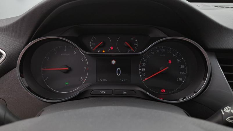 Vente en ligne Opel Crossland X  1.2 Turbo 110ch Manuelle/6 Elegance au prix de 16 550 €
