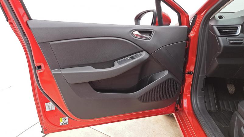 Vente en ligne Renault Clio 5P 1.0 TCe 90ch Manuelle/6 Zen au prix de 15 030 €