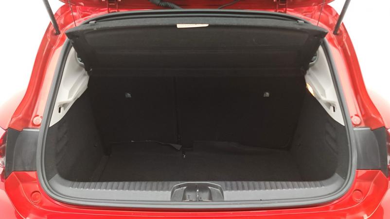 Vente en ligne Renault Clio 5P 1.0 TCe 90ch Manuelle/6 Zen au prix de 15 030 €