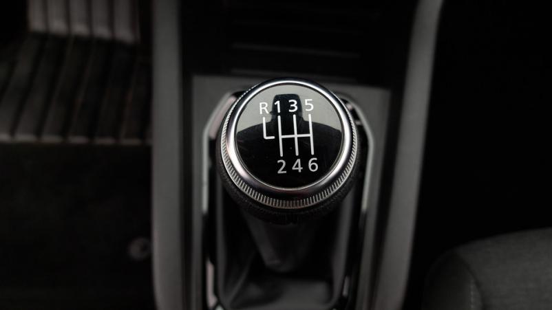 Vente en ligne Renault Clio 5P 1.0 TCe 90ch Manuelle/6 Zen au prix de 15 030 €