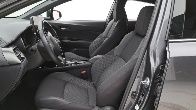 Vente en ligne Toyota C-HR  1.8 Hybrid 122ch Automatique/ Design au prix de 27 920 €