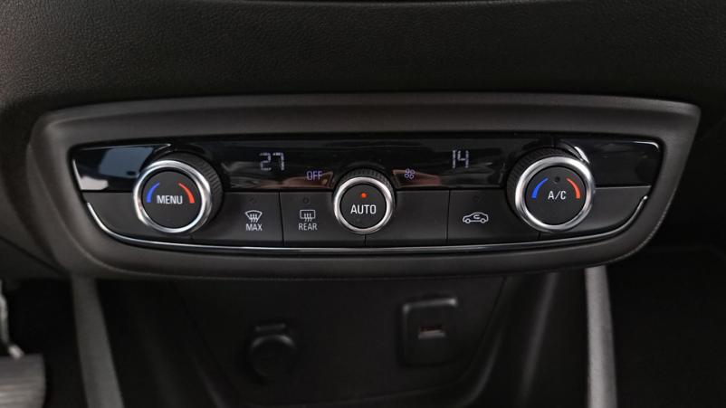 Vente en ligne Opel Crossland X  1.2 Turbo 110ch Manuelle/6 Elegance au prix de 16 550 €