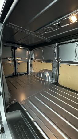 Vente en ligne Citroën Jumpy Fourgon Jumpy XL 2.0 BlueHDi 180ch EAT8 au prix de 36 180 €