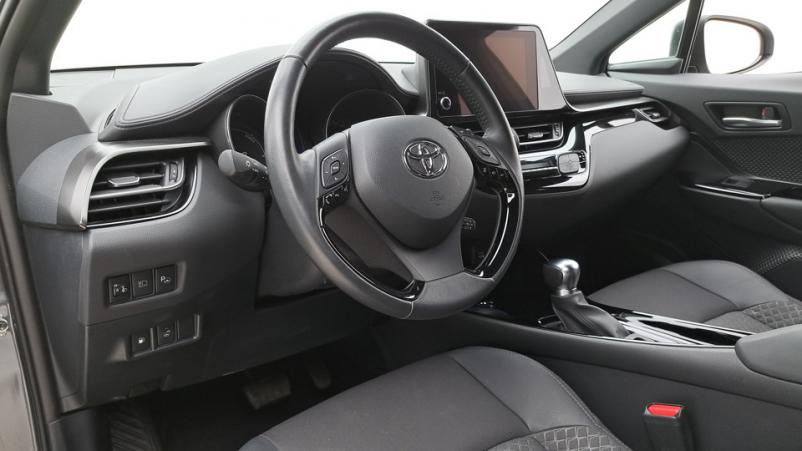 Vente en ligne Toyota C-HR  1.8 Hybrid 122ch Automatique/ Design au prix de 27 920 €