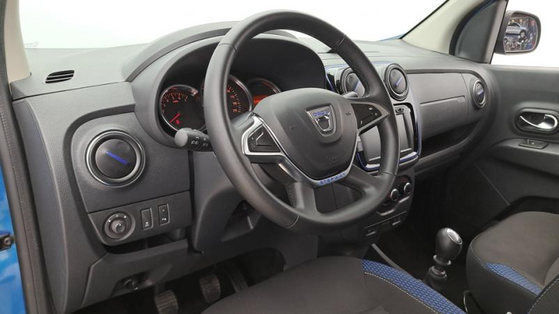 Vente en ligne Dacia Lodgy  1.5 Blue dCi 115ch Manuelle/6 15-ans celebration au prix de 16 550 €