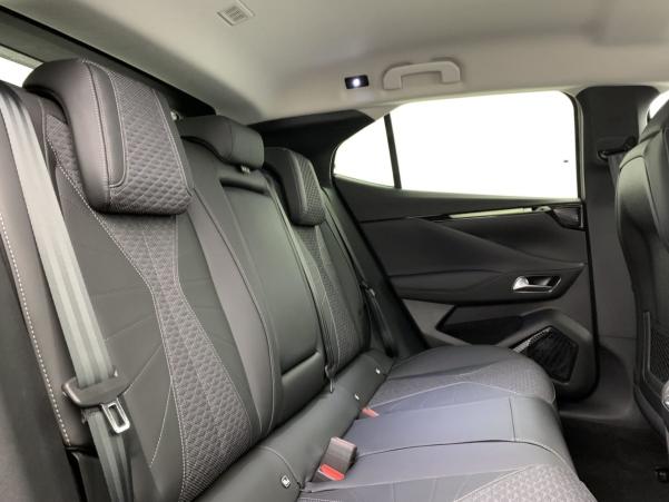 Vente en ligne Ds DS4 Hybride 136 e-DCT6 Pallas au prix de 31 390 €