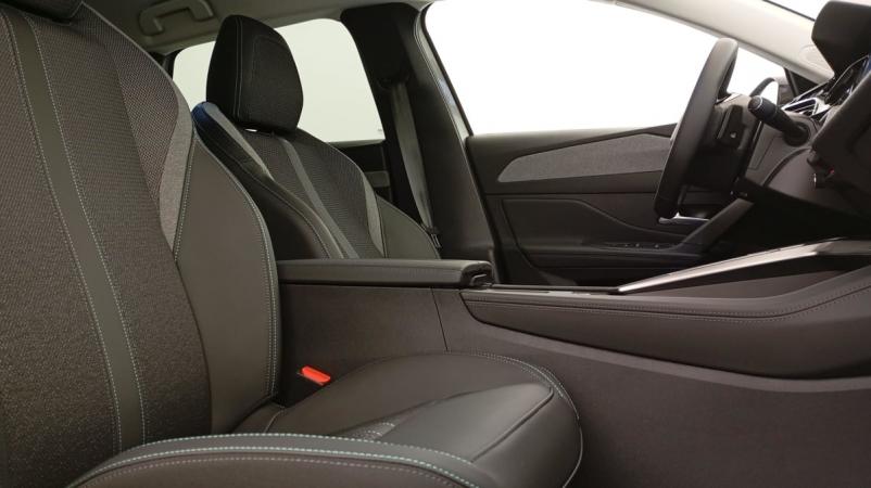 Vente en ligne Peugeot 308 SW BlueHDi 130ch S S EAT8 Allure au prix de 29 020 €