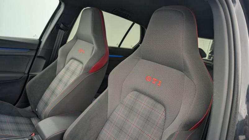 Vente en ligne Volkswagen Golf 2.0 TSI 245 DSG7 GTI au prix de 32 620 €