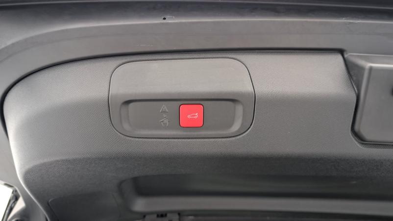 Vente en ligne Peugeot 408 PureTech 130 ch S S EAT8 GT au prix de 27 470 €
