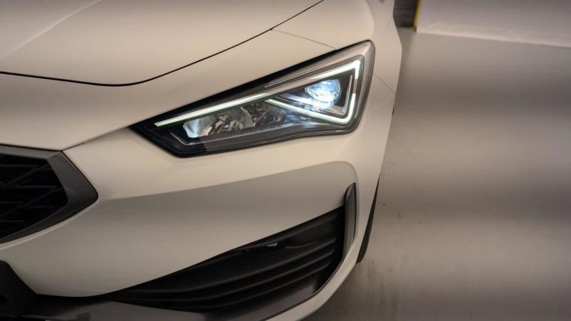 Vente en ligne Seat Leon 1.4 E-HYBRID 245 CH DSG6 VZ au prix de 27 470 €
