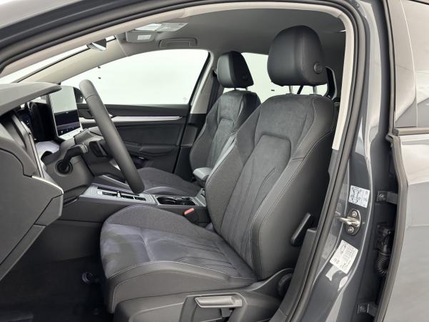 Vente en ligne Volkswagen Golf 1.5 eTSI 116ch VW Edition DSG7 - Garantie 3 ans Volkswagen au prix de 31 790 €