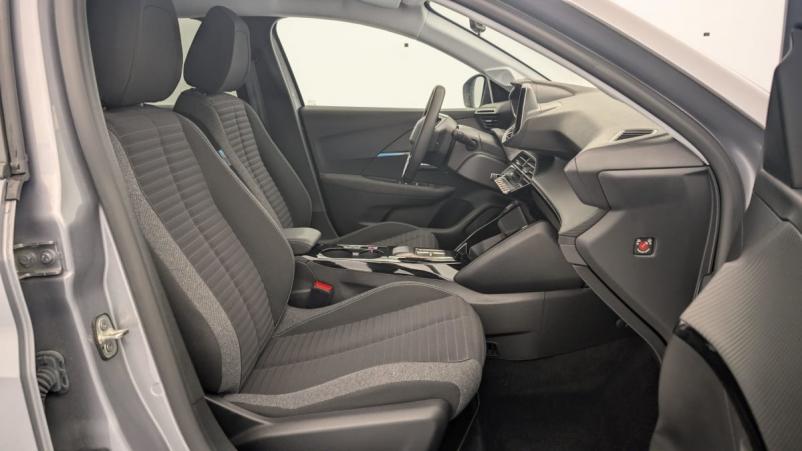 Vente en ligne Peugeot 208 50 KWH 136CH STYLE au prix de 20 260 €