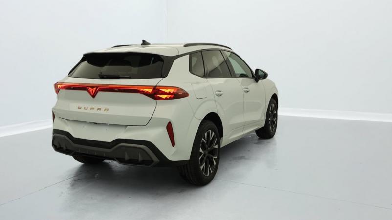 Vente en ligne Cupra Terramar 1.5 eTSI Hybrid 150 ch DSG7 V au prix de 38 090 €