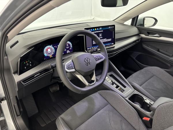Vente en ligne Volkswagen Golf 1.5 eTSI 116ch VW Edition DSG7 - Garantie 3 ans Volkswagen au prix de 30 990 €