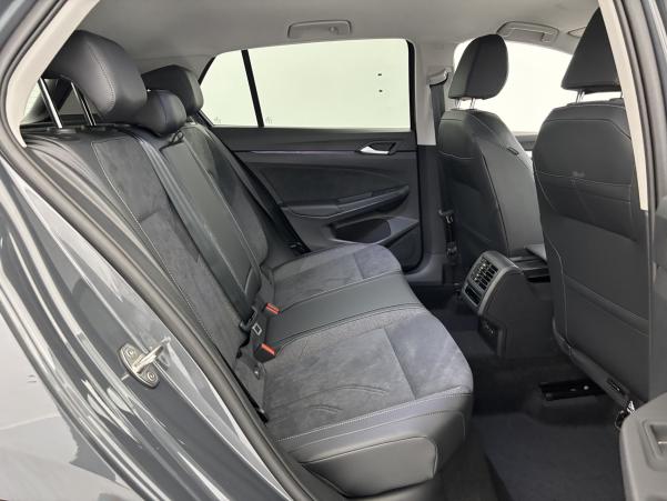 Vente en ligne Volkswagen Golf 1.5 eTSI 116ch VW Edition DSG7 - Garantie 3 ans Volkswagen au prix de 31 790 €