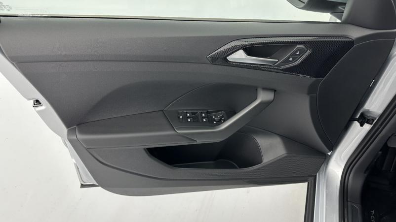 Vente en ligne Volkswagen T-Cross T-cross 1.0 TSI 95ch Life au prix de 24 710 €