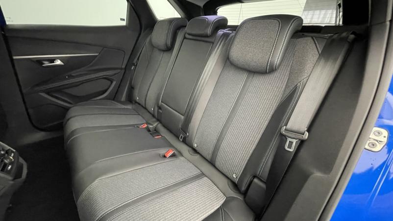 Vente en ligne Peugeot 3008 3008 III 1.2 PureTech 130ch Allure EAT8 au prix de 27 410 €