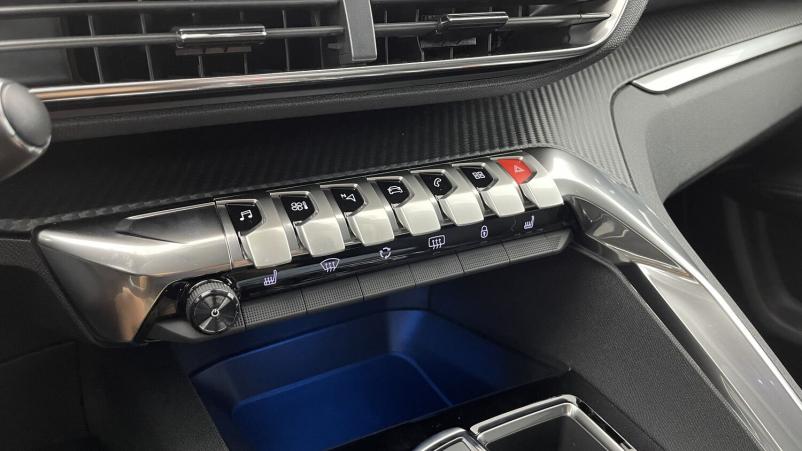 Vente en ligne Peugeot 3008 3008 III 1.2 PureTech 130ch Allure EAT8 au prix de 27 410 €