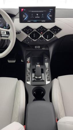 Vente en ligne Ds Ds3 Crossback Ds3 crossback E-Tense Rivoli 136ch au prix de 31 400 €