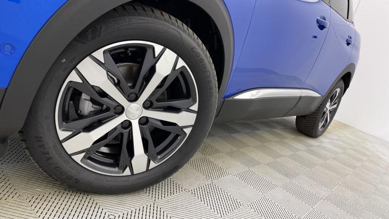 Vente en ligne Peugeot 3008 3008 III 1.2 PureTech 130ch Allure EAT8 au prix de 27 410 €